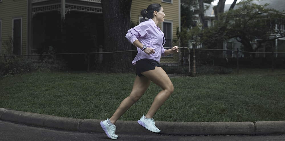 forerunner 165-min